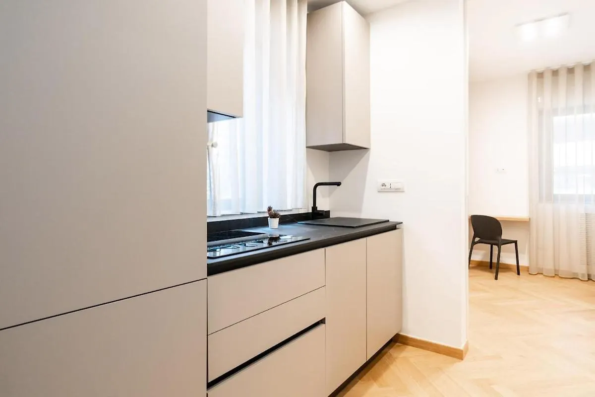 Alfe Home Бари Апартаменты